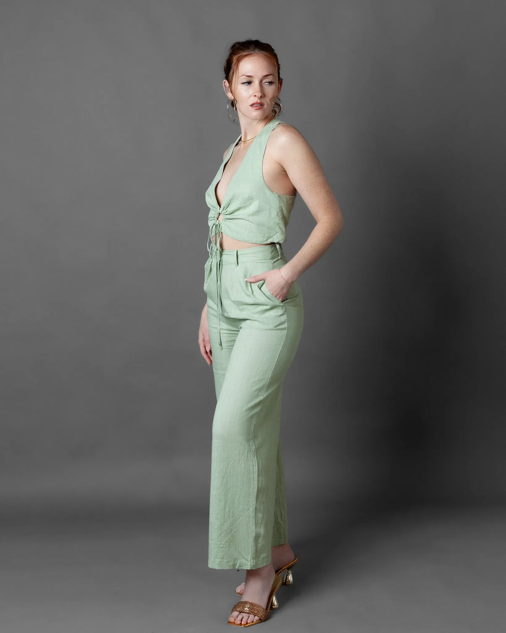Kyoto Sleeveless Keyhole Linen Cross Back Top