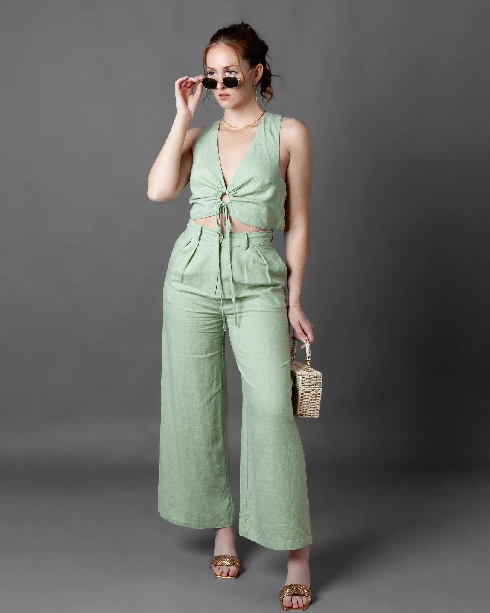 Kyoto Sleeveless Keyhole Linen Cross Back Top