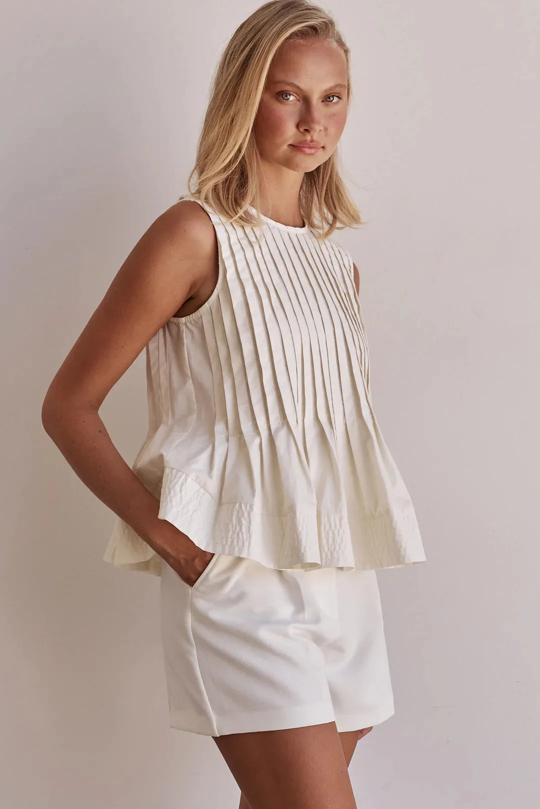 Levine  Top Cream