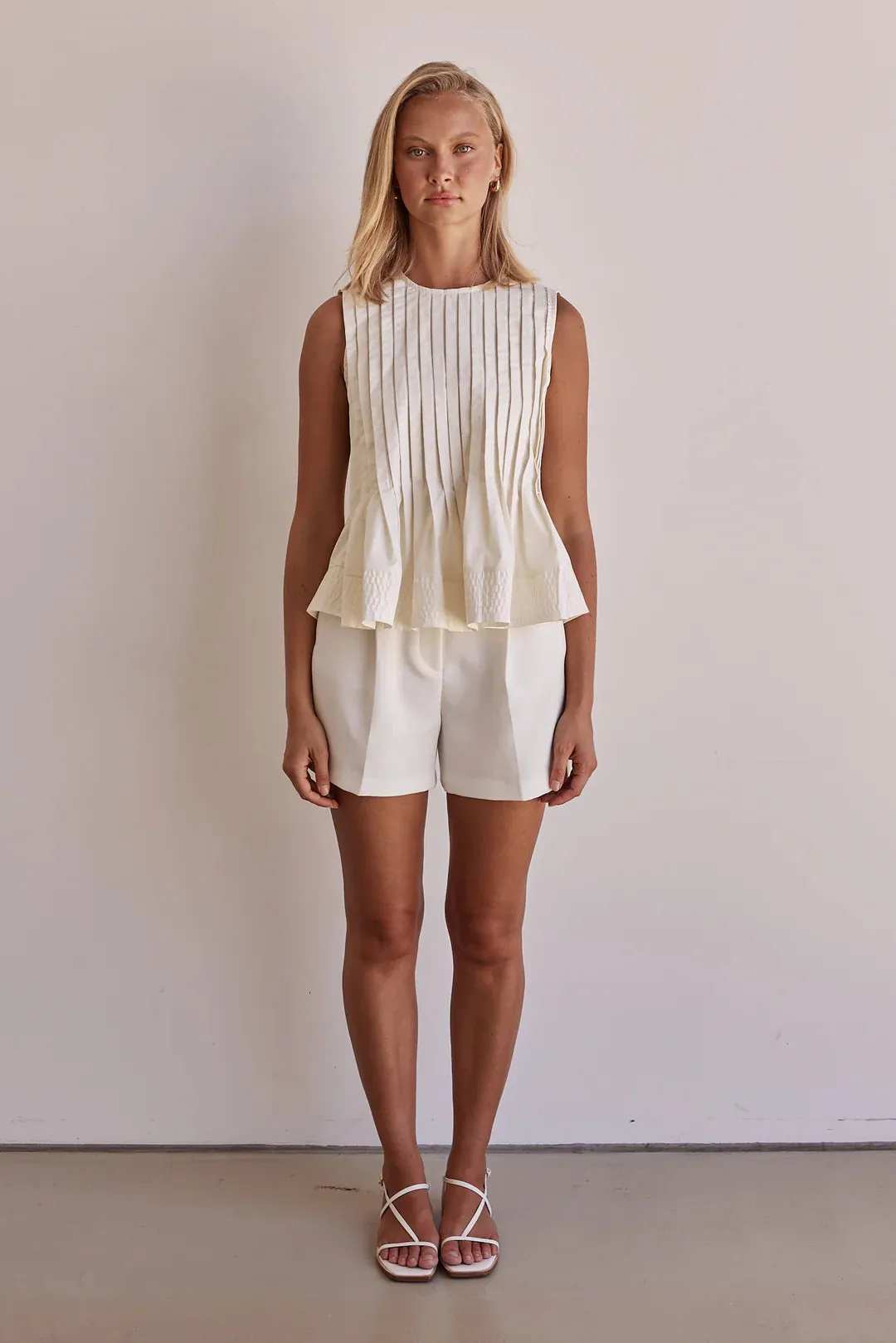 Levine  Top Cream