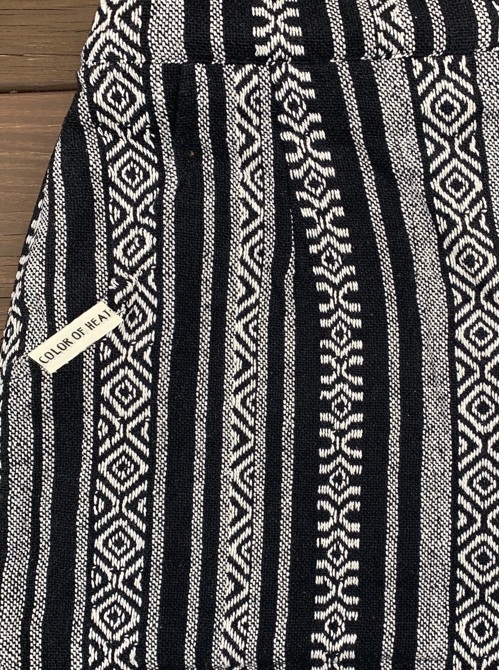 Shorts: Medium Slim