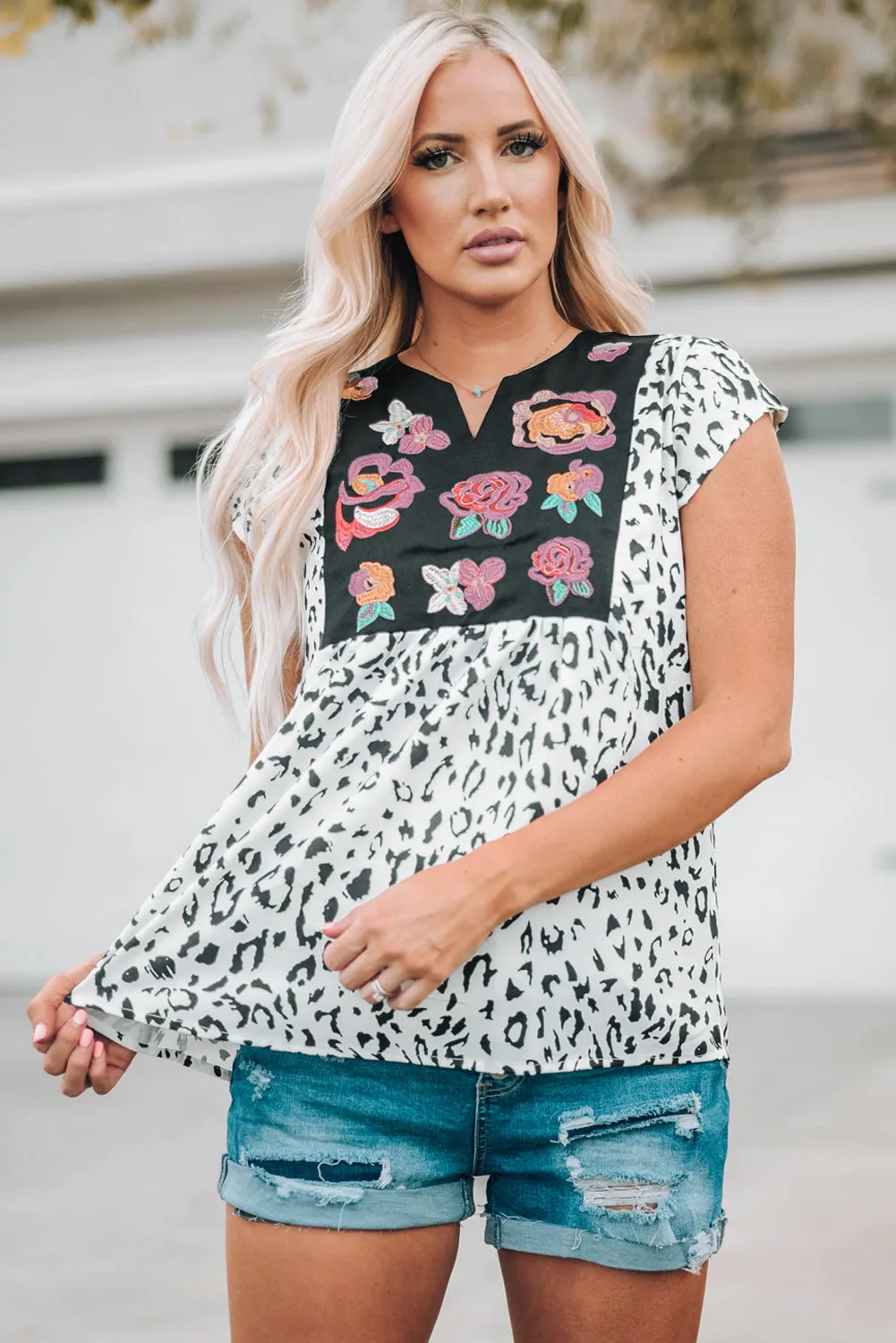 Trend Wild Flower Embroidered Shift Tops