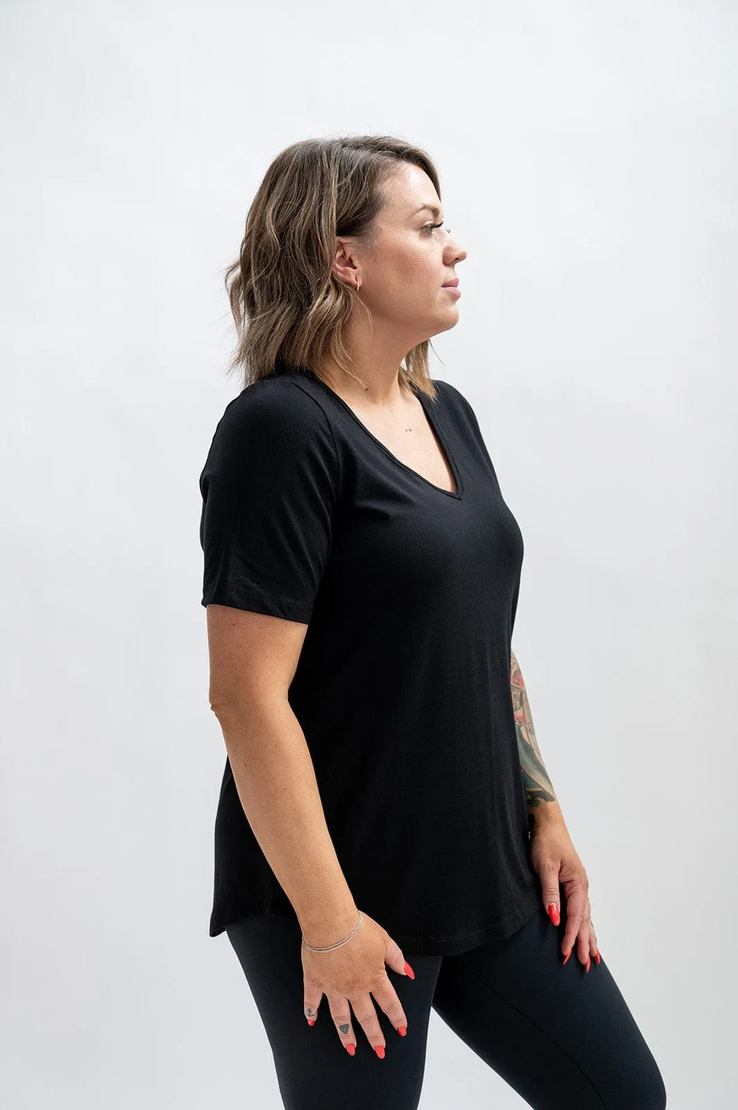 V-Neck Tee in Onyx